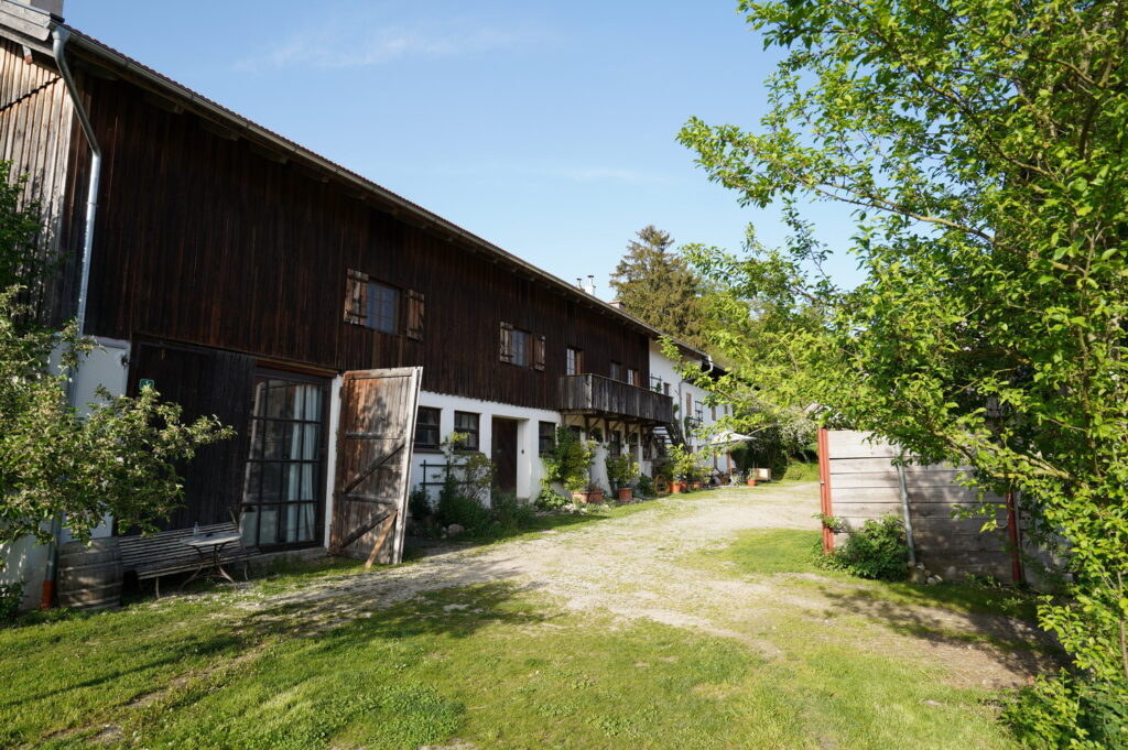 hof von aussen